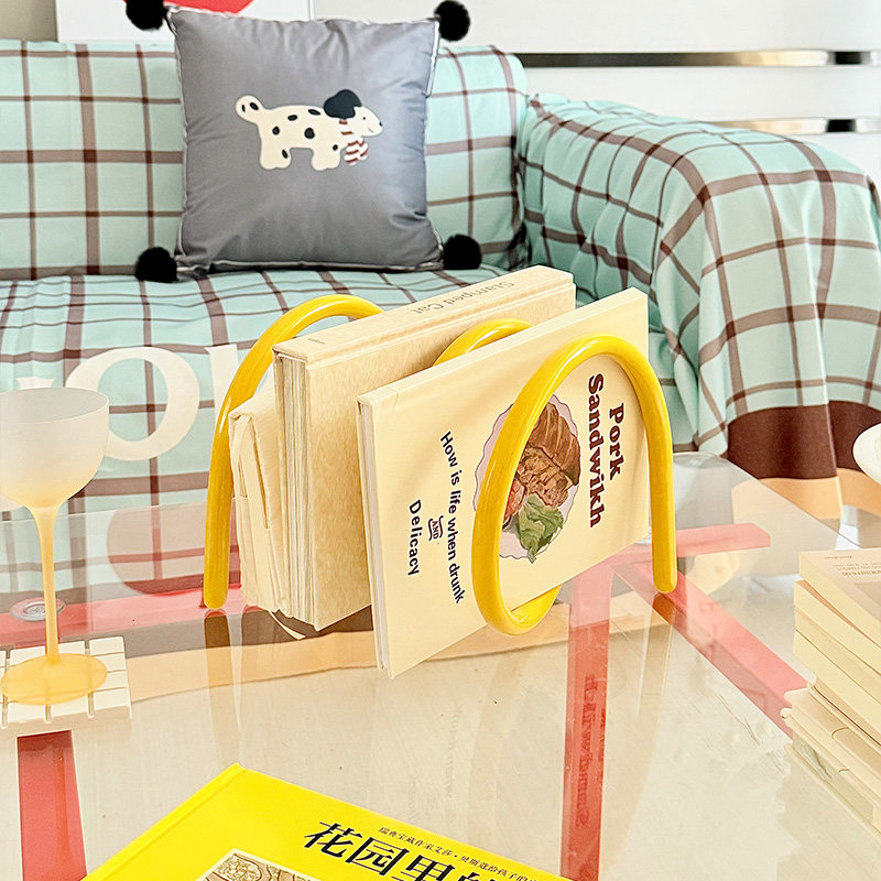 رف مجلات معدني إبداعي بتصميم ب - مراجعة Home Office With Bookshelves وسعره